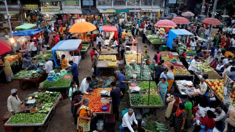 Reserve Bank Faces Inflationary Pressures as Retail Inflation Nears 4% Mark