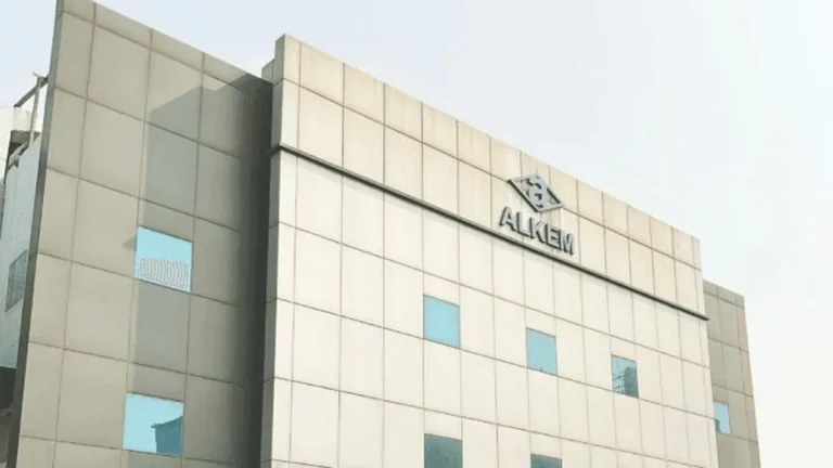 Alkem Laboratories Promoters Offload 1.5% Stake for Rs 930 Crore