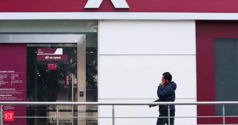 Axis Bank Raises Stake in Axis Max Life Insurance to 19.9% for Strategic Growth