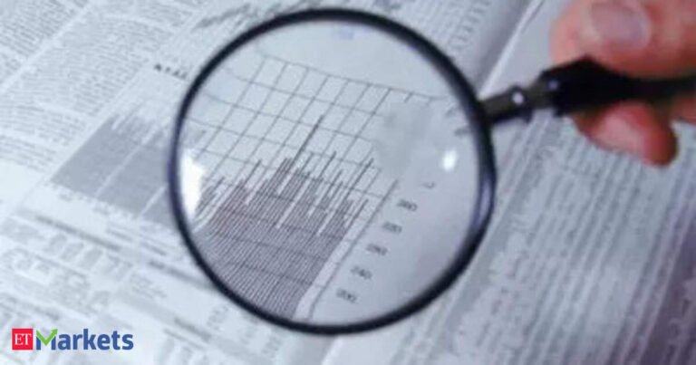 Indian IT Sector Tumbles Amid AI Disruption: Stocks Plunge 2.7%