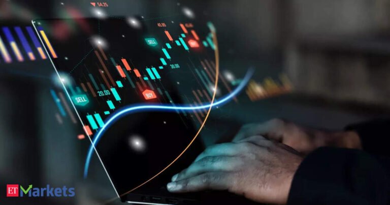 Indian Stock Market to Witness Negative Start as GIFT Nifty Declines, Investors Cautious